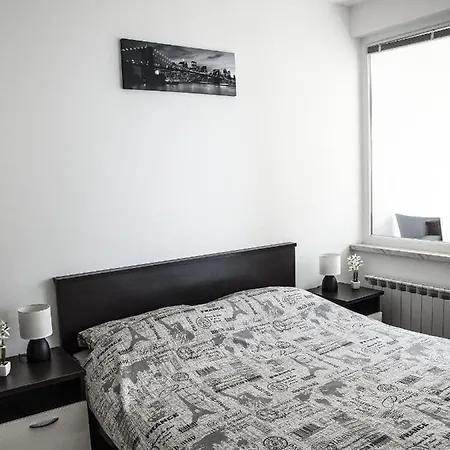 Apartman Lovor Apartment *