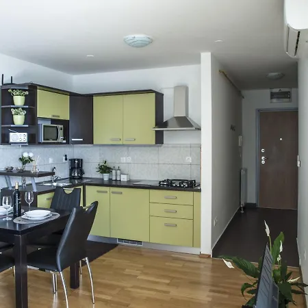 Apartman Lovor Apartment